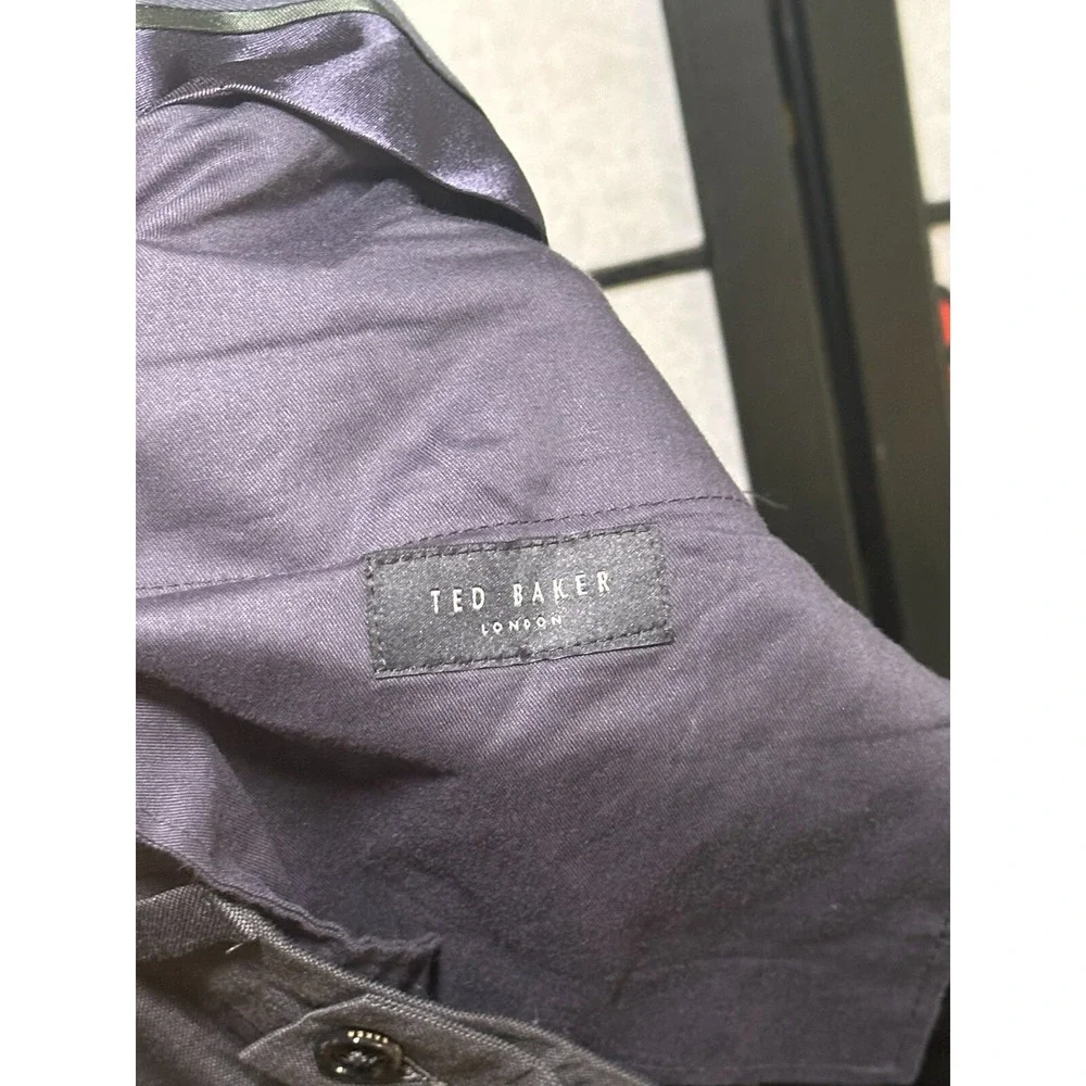 TED BAKER London Jefferson 100% Wool Gray Flat Front Dress Pants 36R 36x33‎